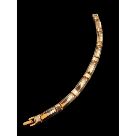 Vintage Signed Trifari Gold Tone Bracelet (A4019) - Picture 3 of 8